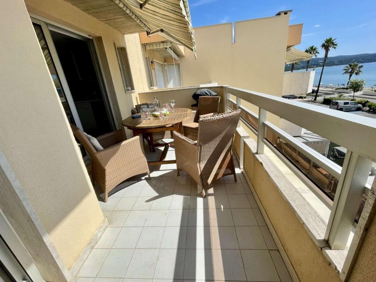 Superbe Apt 2P Front De Mer Pour 4 Pers Avec Terrasse - Cavalaire-Sur-Mer - Fr-1-226B-162 Kültér fotó